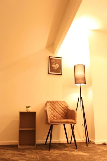 Charming 3 Bedroom Property Free Wifi & Parking Leeds  Dış mekan fotoğraf